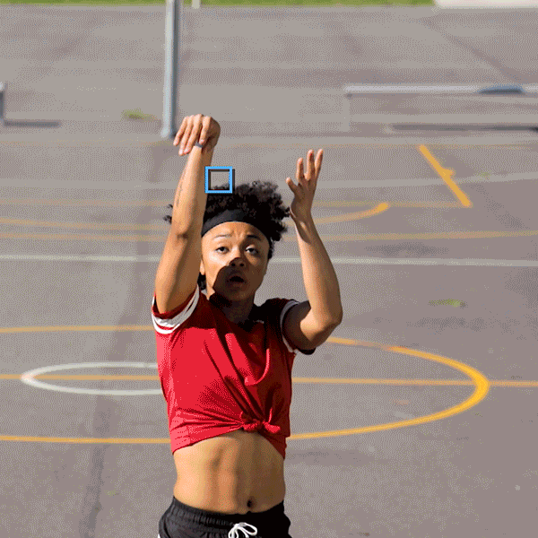 Auto focus tracking without delay