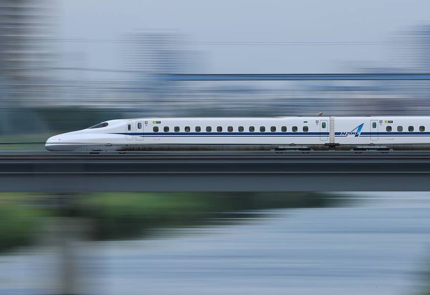 Photo of bullet train taken with EF 400mm f/2.8L IS III USM Lens
