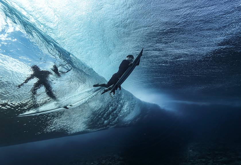 Surfer underwater taken with EOS 1D X Mark III