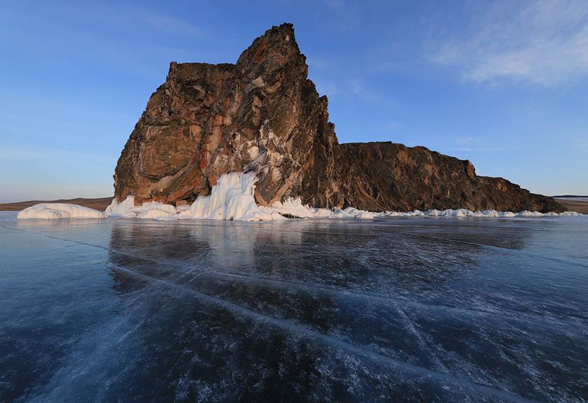 Rock on ice glacier - sample photo by Canon EOS 6D Mark II