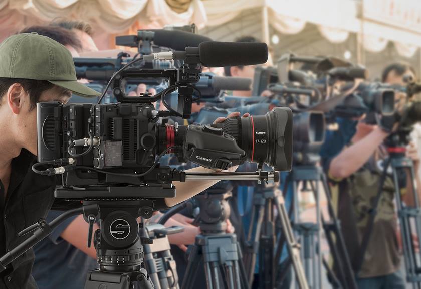 Videographers using EOS C500 Mark II