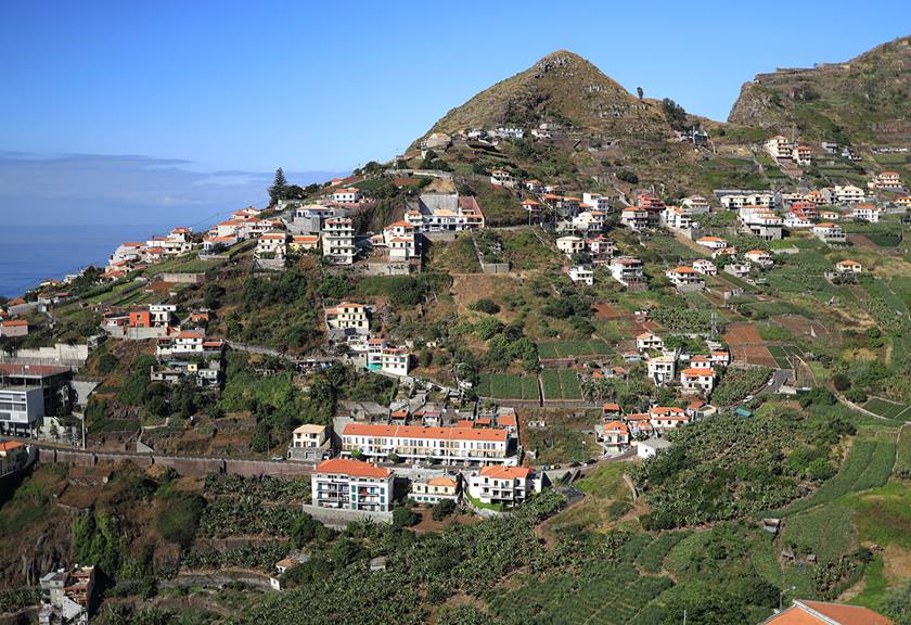 Photograph of hills and houses taken with RF 35mm F1.8 Macro IS STM