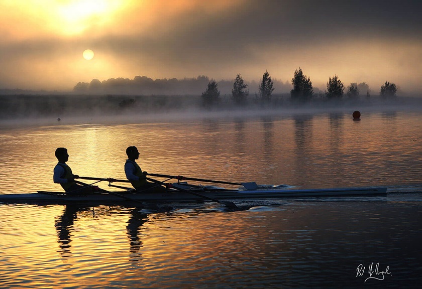 Image of men canoeing by Canon Master Phil Hillyard
