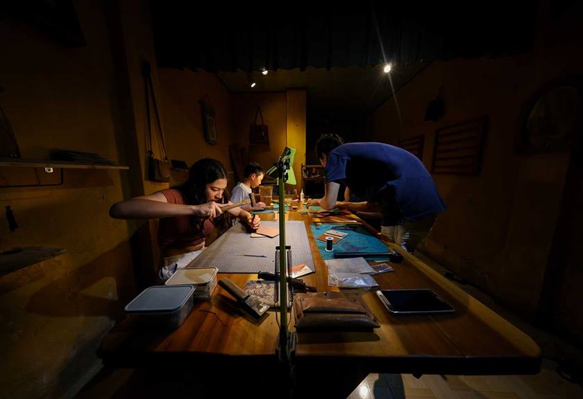 Image of making leather goods