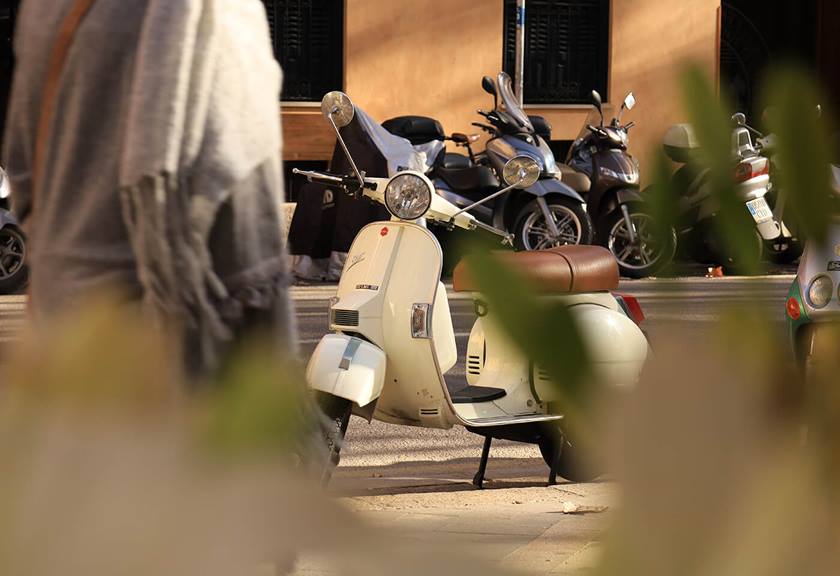 Image of motorcycle taken with RF 24-105mm f/4-7.1 IS STM