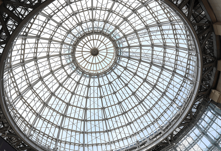 Image of architectural dome ceiling taken using the RF 24mm f/1.8 MACRO IS STM macro lens
