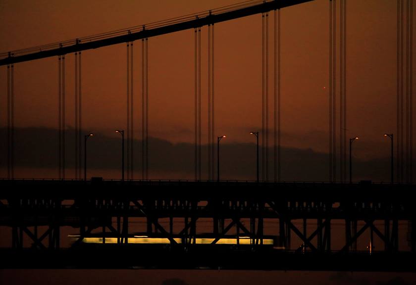Image of bridge taken using RF 800mm F11 IS STM