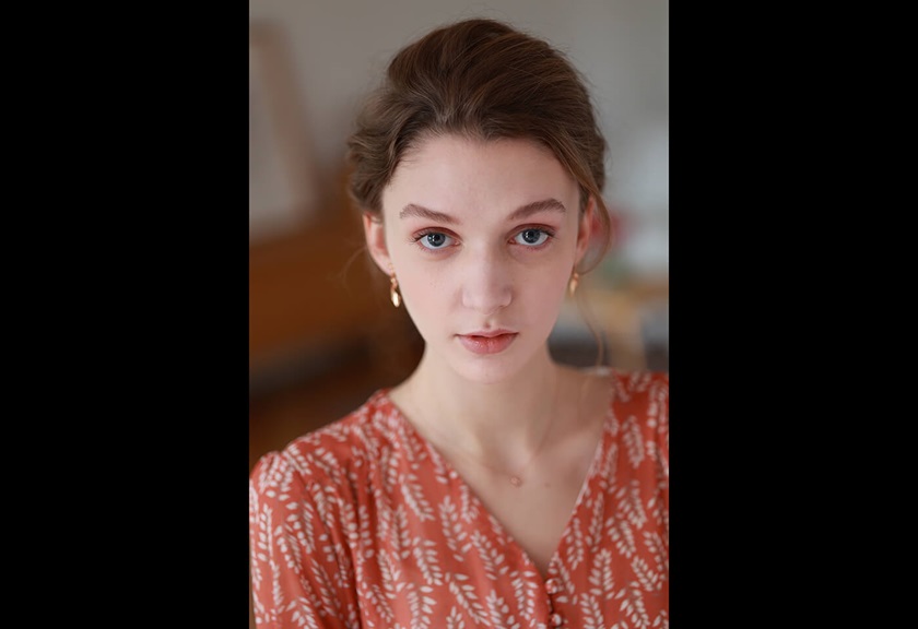 Portrait image of a woman taken using RF 85mm f/2 Macro IS STM