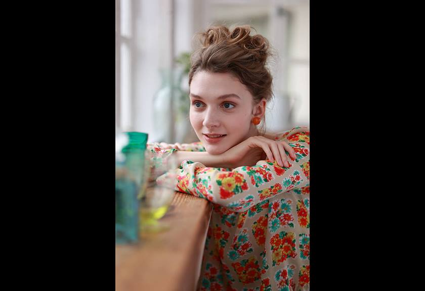 Portrait image of model taken using RF 85mm f/2 Macro IS STM