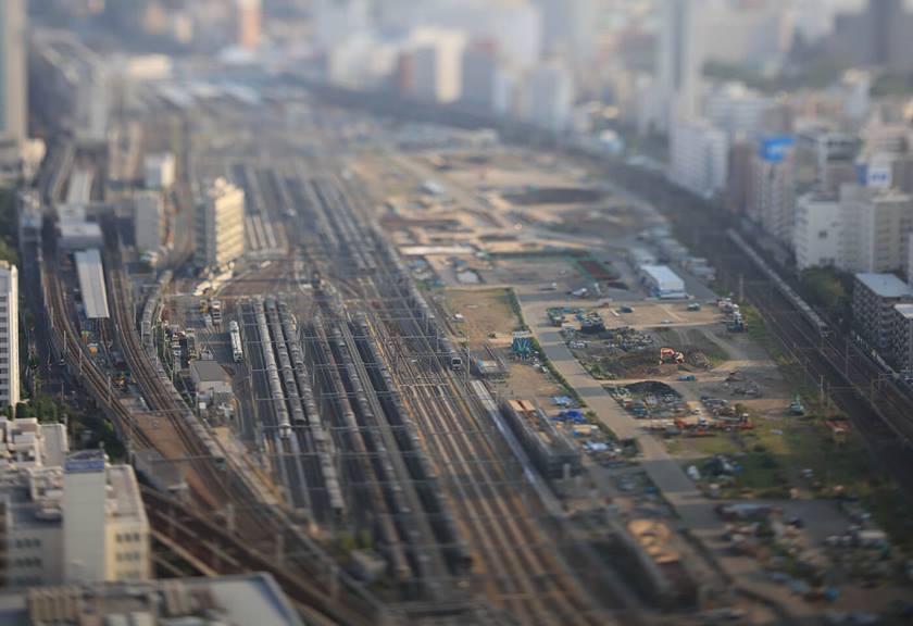 Train tracks sample image taken with TS E 90mm f 2 8L Macro Tilt Shift
