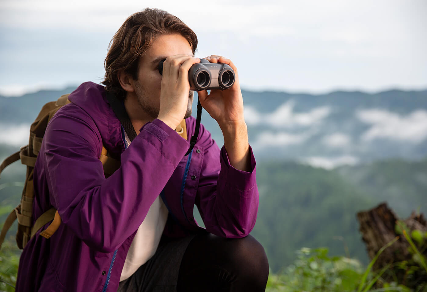 Canon 10 x 20 IS Binoculars ultra clear image