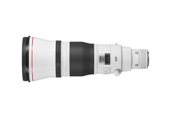 Side view of Canon EF-M 55-200mm f/4.5-6.3 IS STM lens