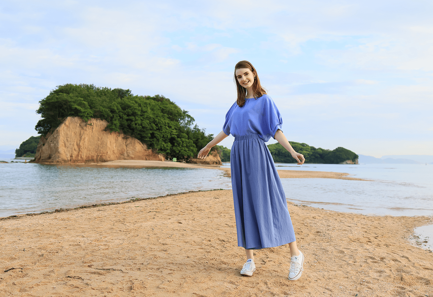 The RF 24mm f/1.8 MACRO IS STM uses a gear-type stepping motor to provide smooth and quiet autofocus