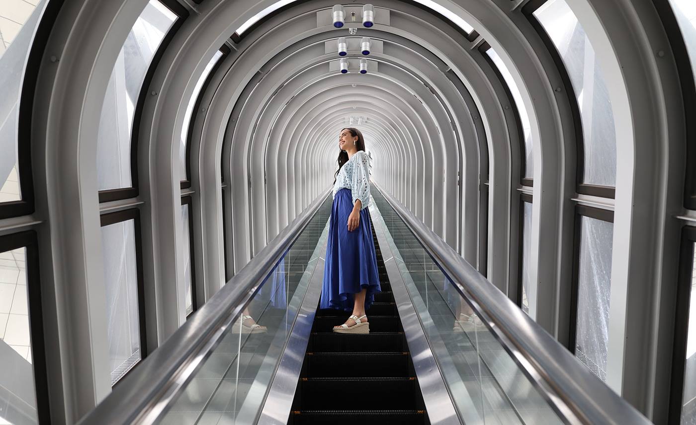 Image of model inside glass tunnel taken using the RF 28mm f/2.8 STM prime lens