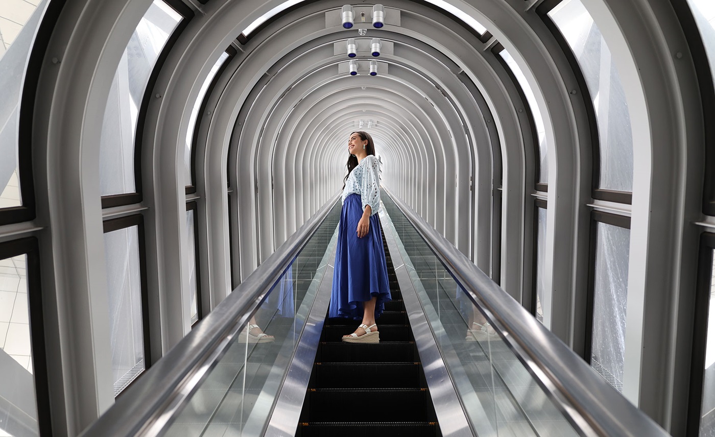 Image of model inside glass tunnel taken using the RF 28mm f/2.8 STM prime lens