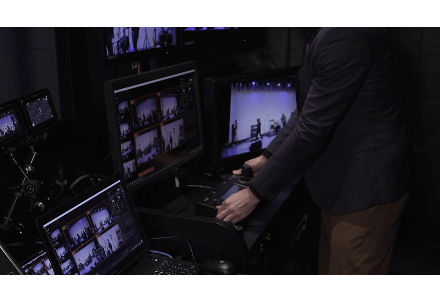 One person operation of up to 100 cameras