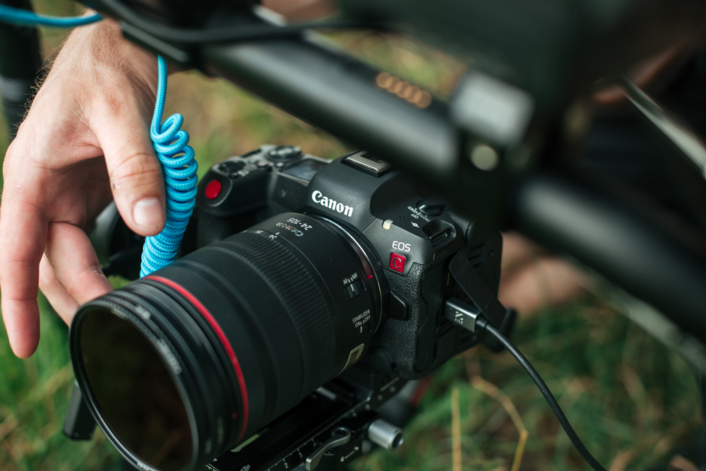 EOS C50 vs EOS R5C vs EOS R5 Mark II Comparison Guide Image 2