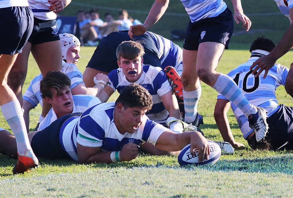 Scoring a try image by Phil Hillyard