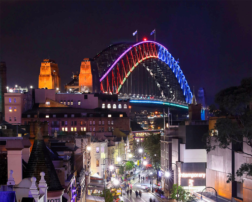 10 photography tips and best locations to capture Vivid Sydney by Elisa Eves