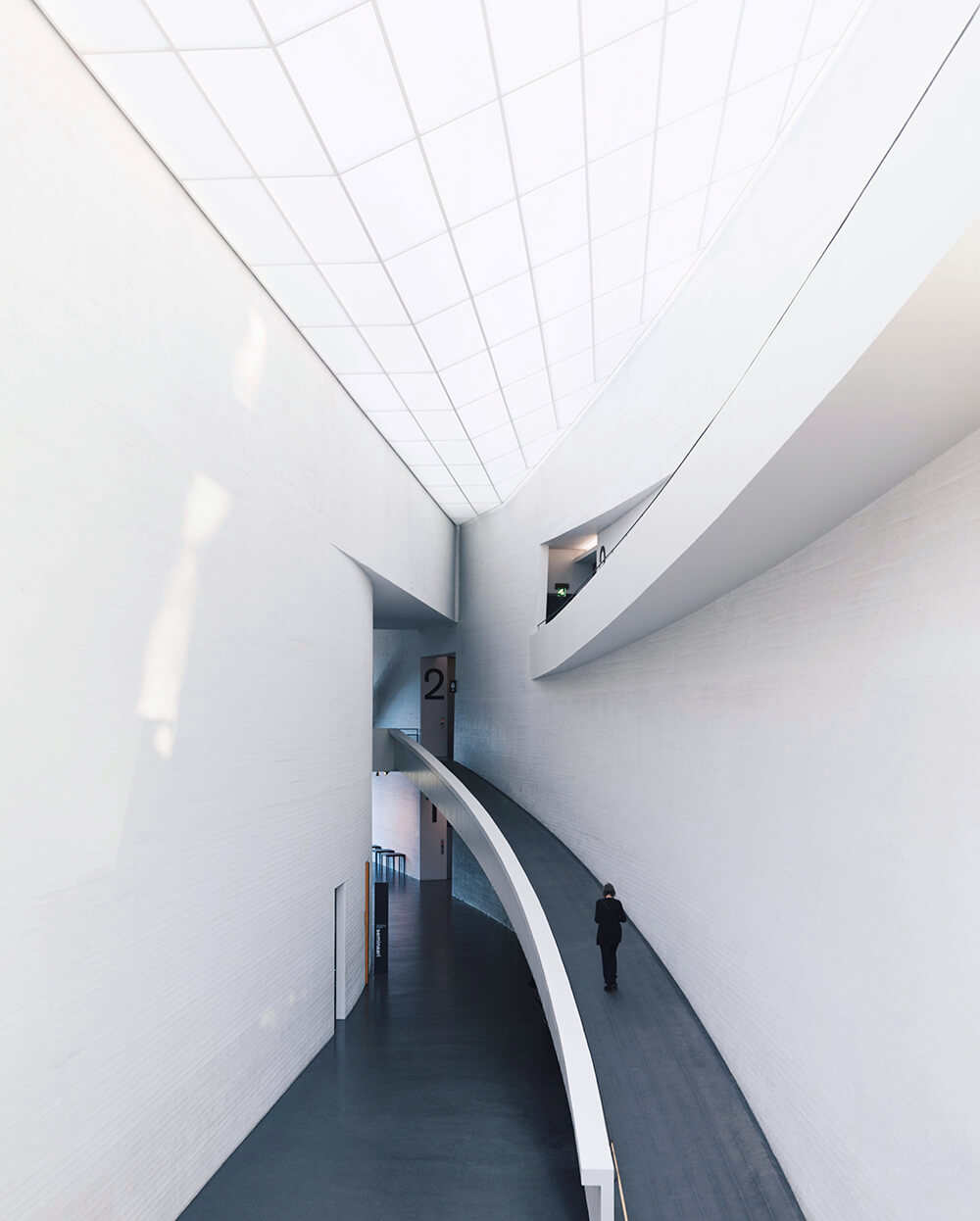 Photo of the interior of the Finnish National Gallery Kiasma. Image by Elaine Li