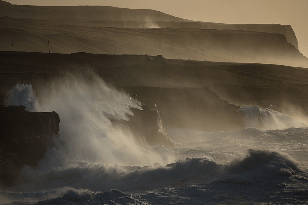 Image of ocean waves taken by Andrew Kaineder