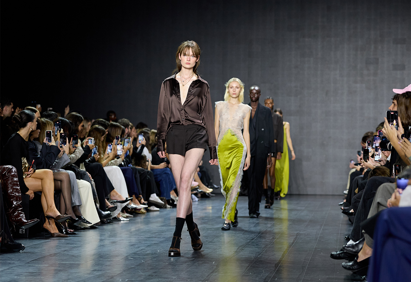 Mastering Fashion and Runway Photography Tile Image