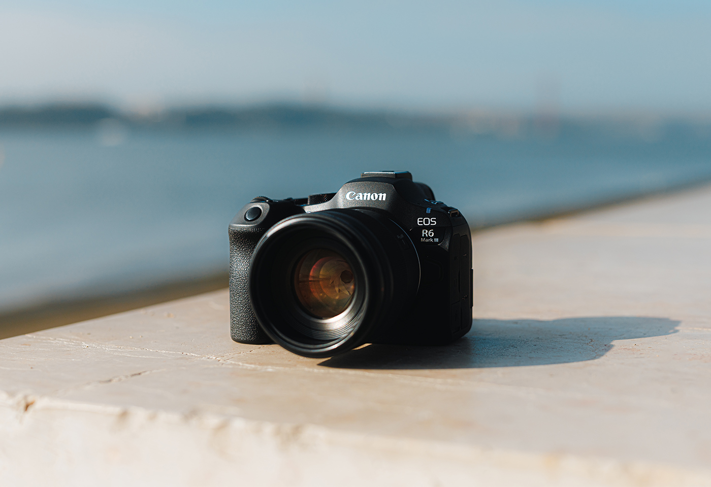 Features of EOS R6 Mark III Tile Banner