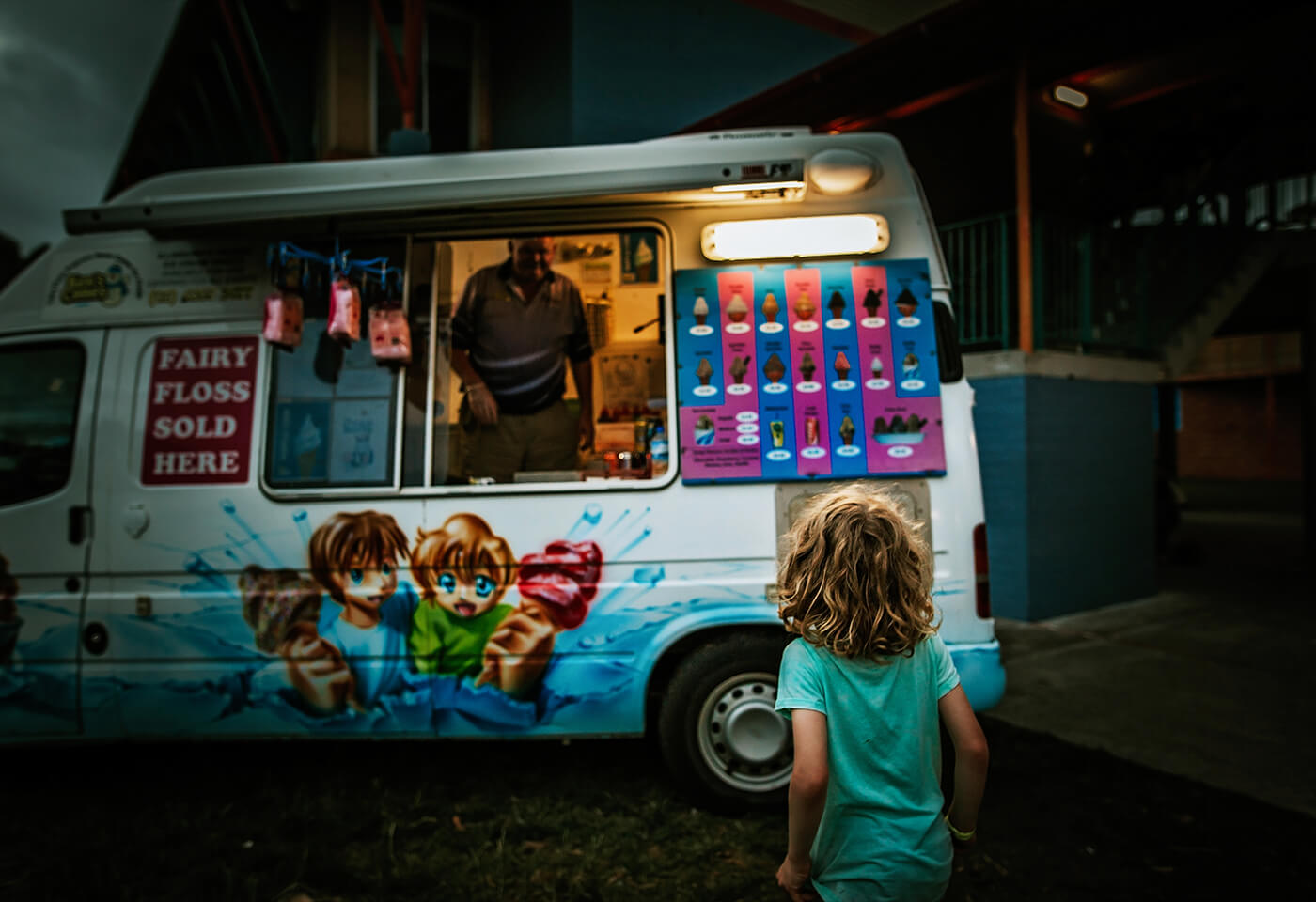 Image of child at ice cream truck